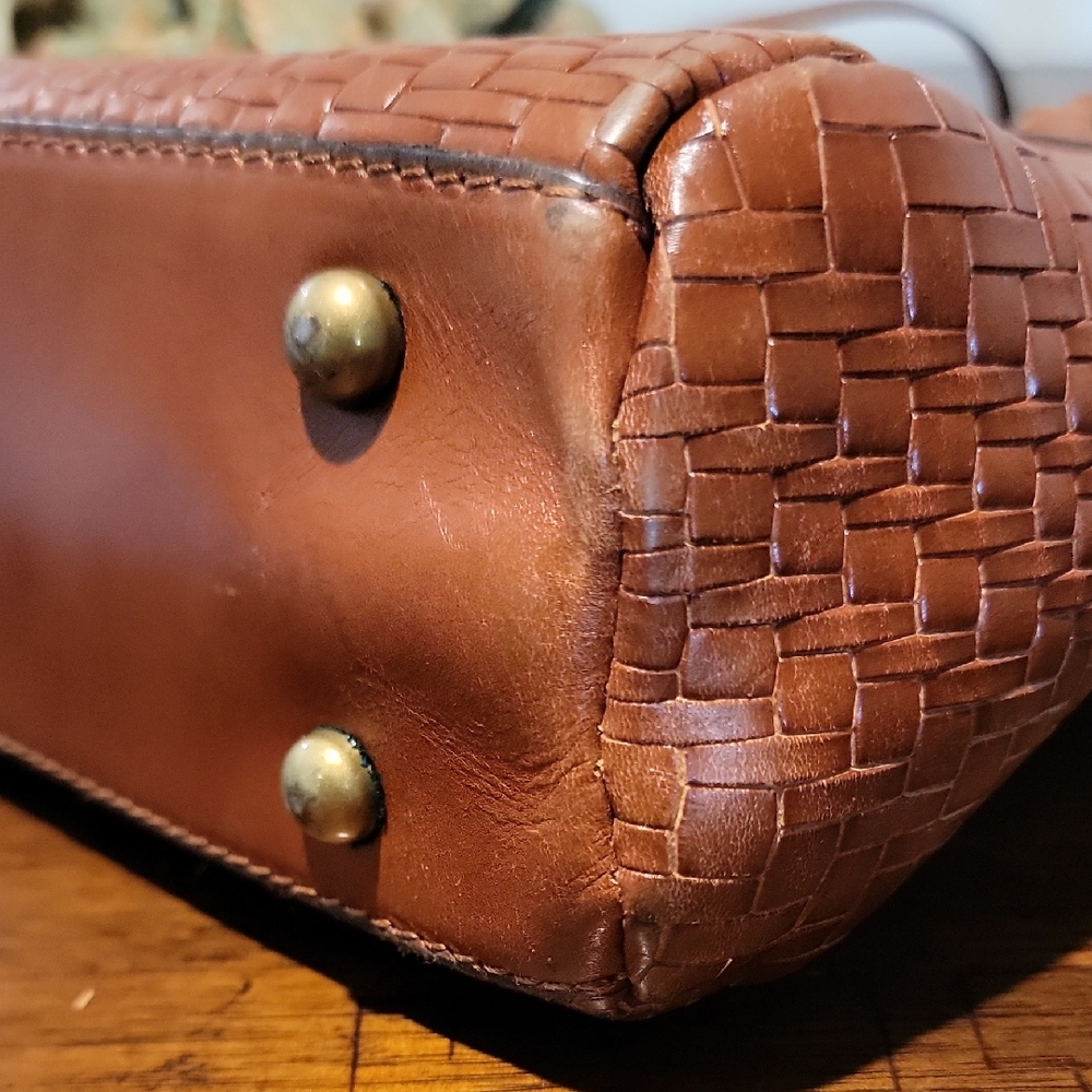 Patricia Nash Brown Woven Leather Handbag with Scarf - Picture 3 of 8
